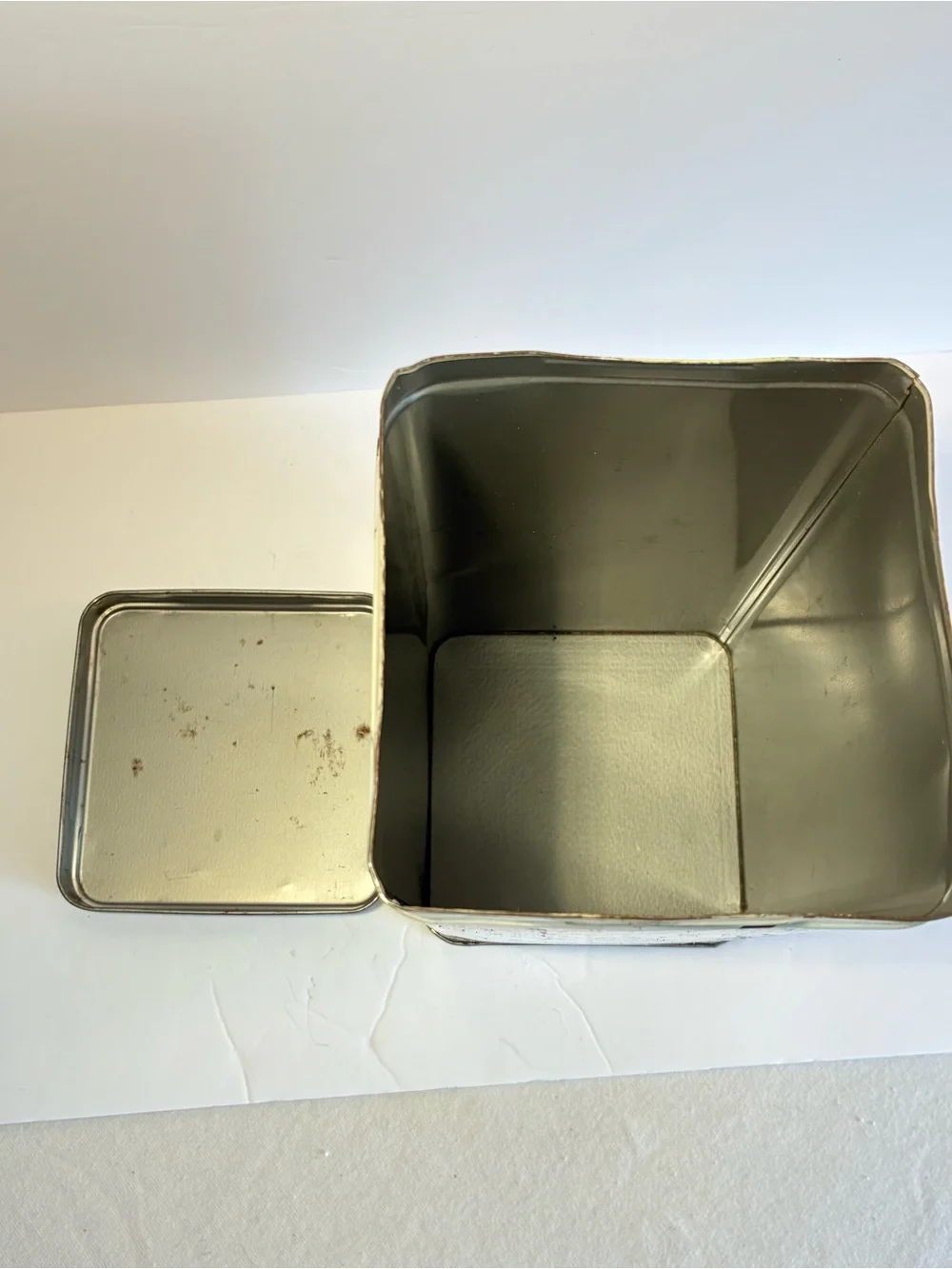 Vintage Nabisco Premium Saltine Crackers Tin Stack Pack Canister 1980s Retro Kit